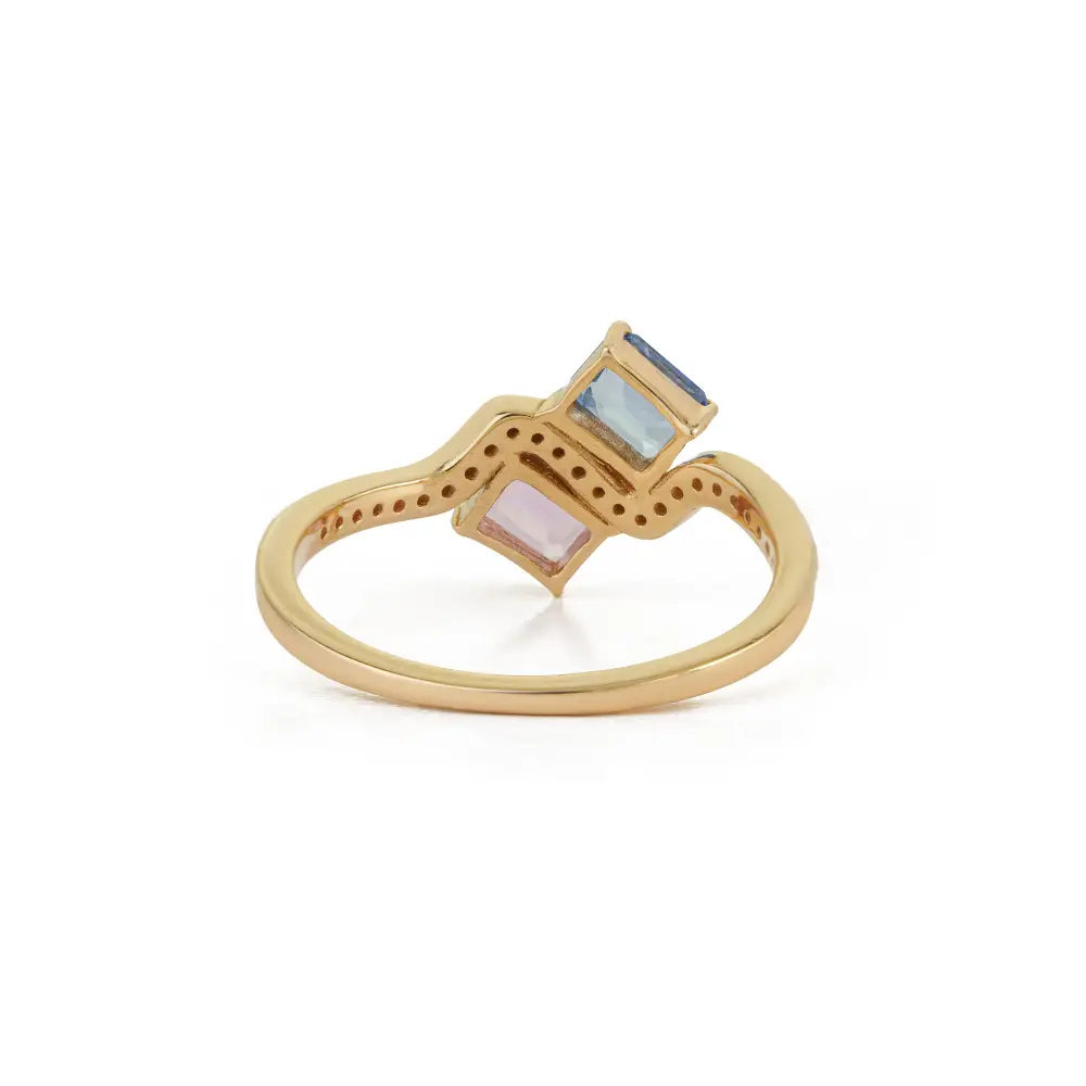 Unique Design Multi Sapphire & Diamond Real K14 Yellow Gold Toi et Moi Wavy Ring