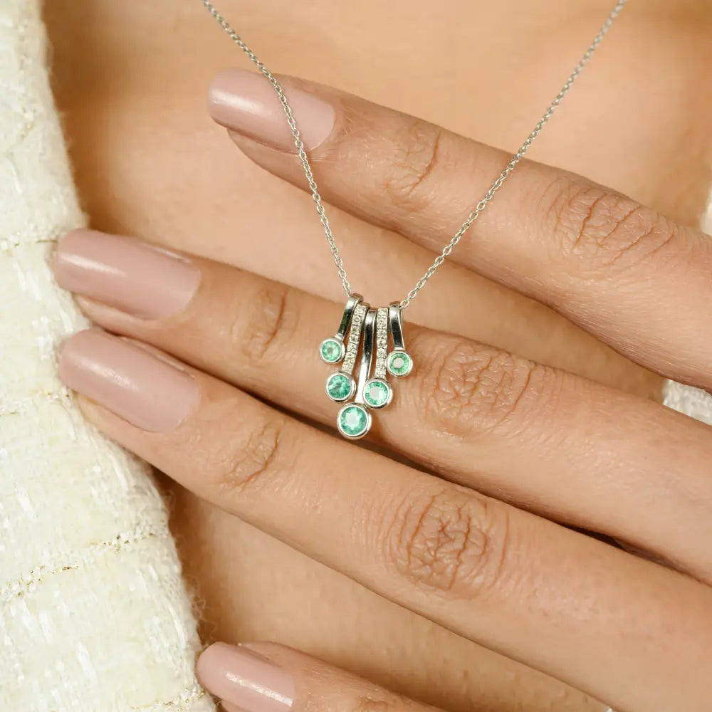 Real 18K White Gold Natural Emerald Dangling Pendant Necklace Fine Handmade Jewelry