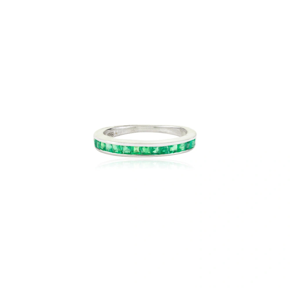 Gorgeous Genuine Green Emerald Gemstone Ring For Gift Channel Setting Best Price