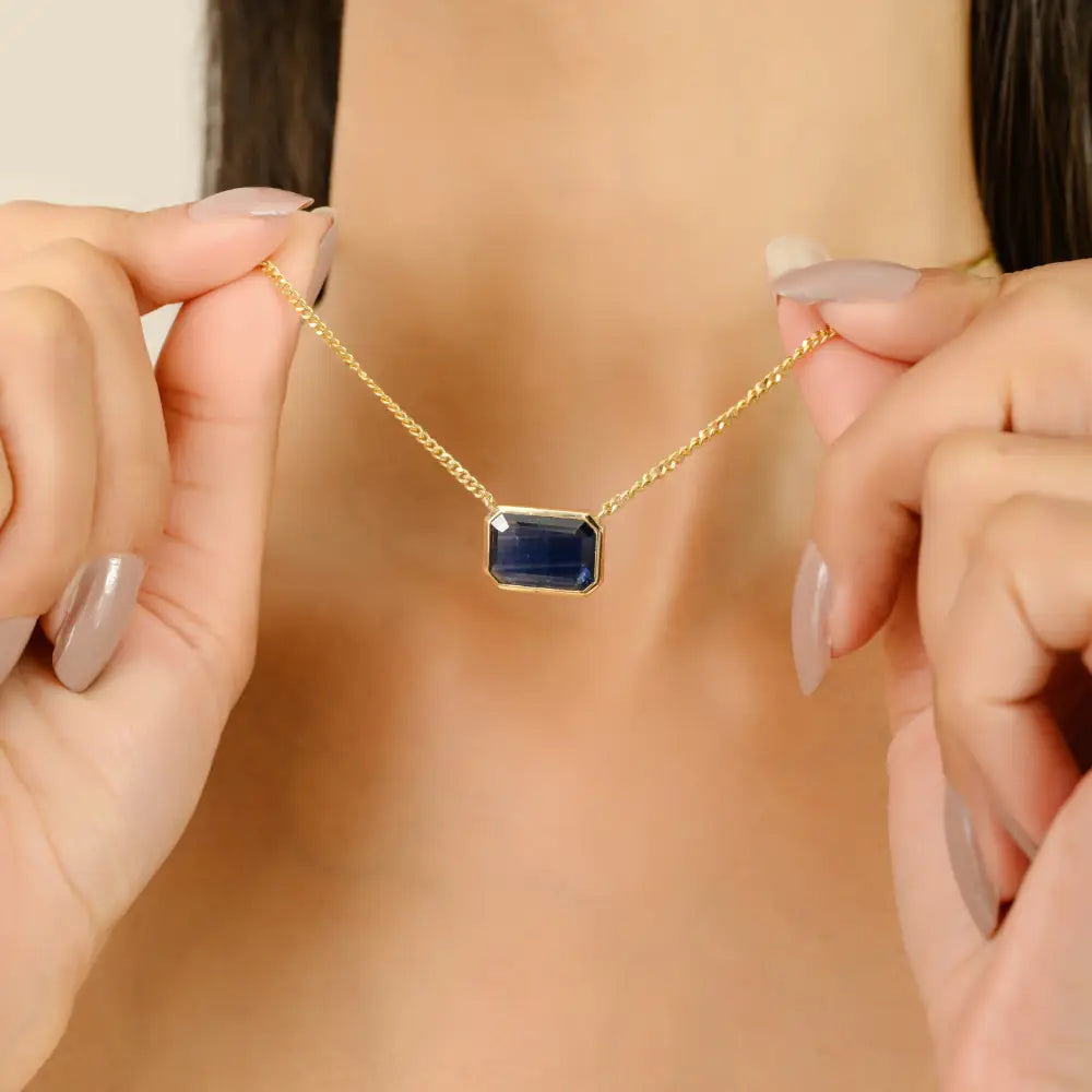 14X9.5 MM Blue Sapphire Solid 14K Yellow Gold Curb Link Chain Solitaire Pendant Necklace