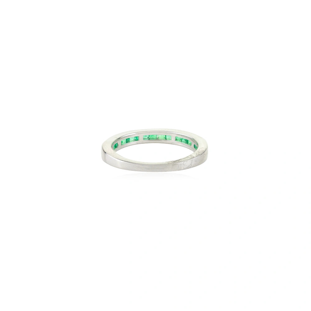 Gorgeous Genuine Green Emerald Gemstone Ring For Gift Channel Setting Best Price