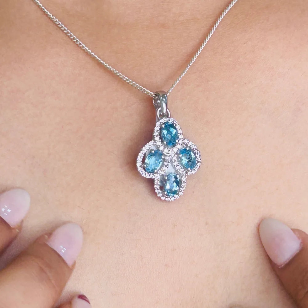 Elegant Jewelry Natural Oval Shape Blue Topaz & American Diamond Gemstone Statement Pendant