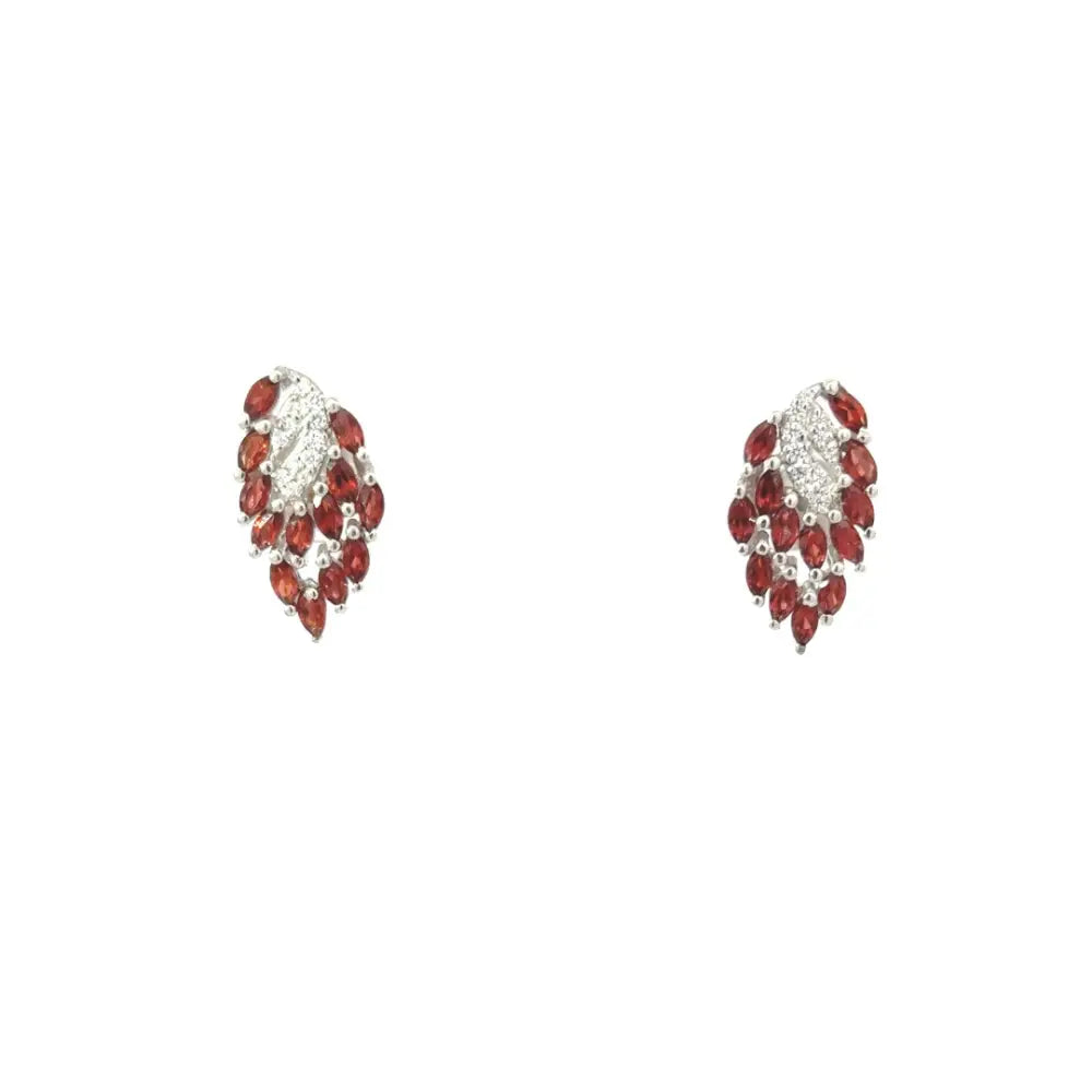 High Grade Natural Garnet & American Diamond Stud Earrings For Anniversary Gift Prong Setting