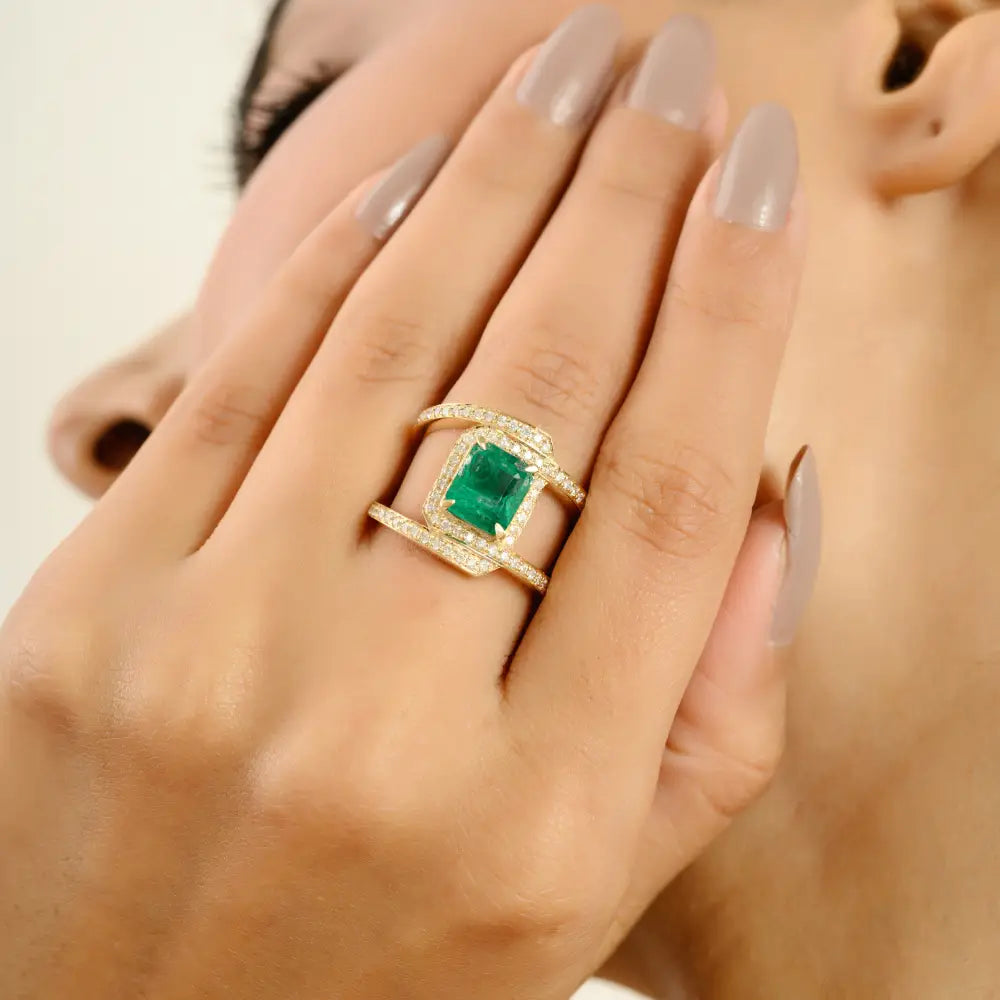 2 Ct. Emerald & Diamond Fine Split Shank Wedding Ring Wholesale 14K Yellow Gold New Jewelry