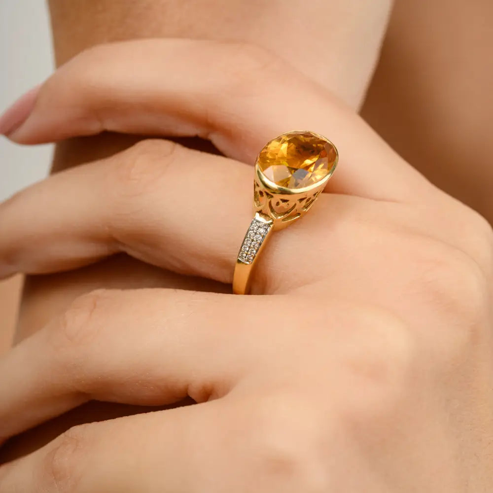 Classic Style 18k Yellow Gold Natural Citrine & Diamond Statement Ring For Wedding Custom Made Jewelry