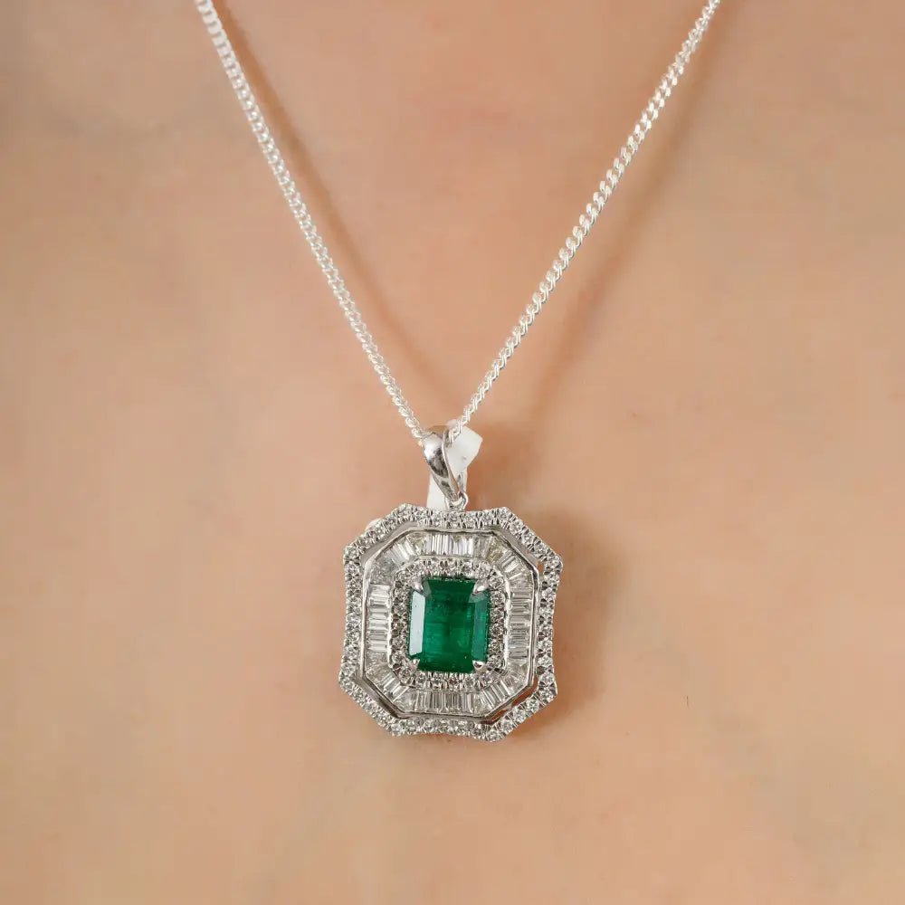 K18 White Gold Natural Zambian Emerald & Diamond Halo Statement Pendant Bold Sparkle Jewelry