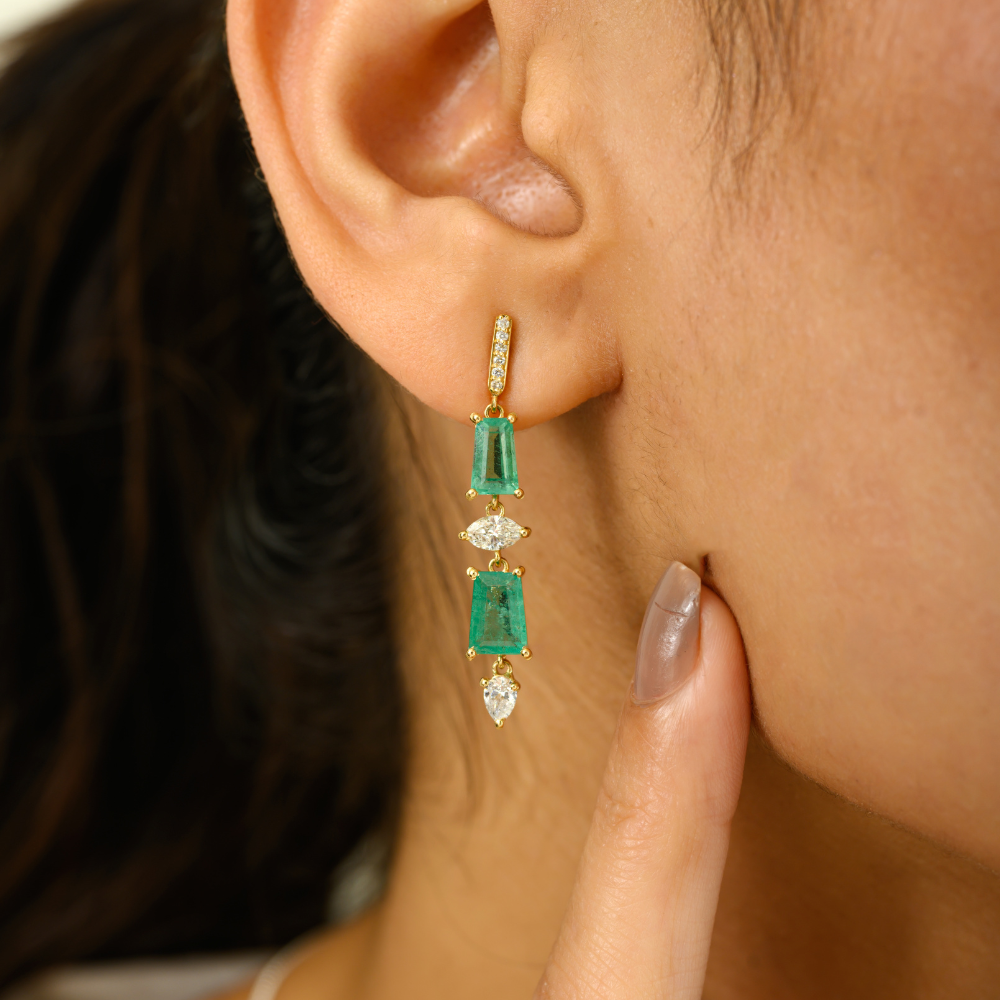Wholesale Natural Emerald & Diamond 18K Yellow Gold Dangle Earrings High Grade Jewelry