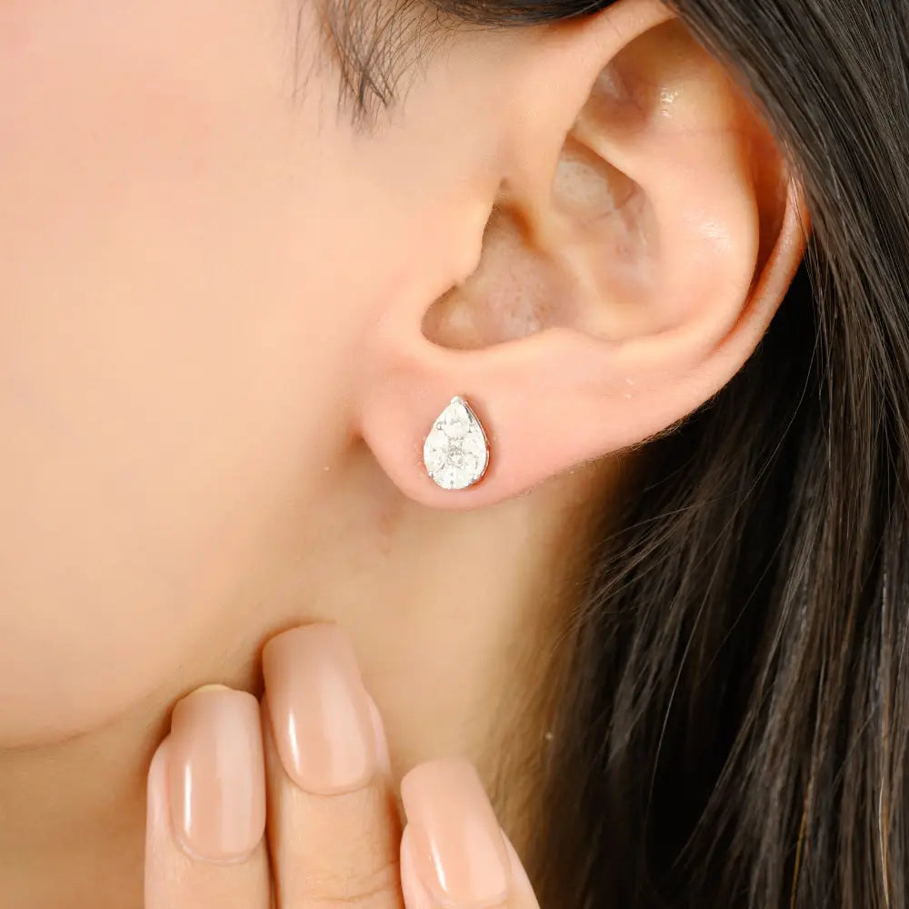 Minimal Jewelry Genuine Diamond Pear Shape Stud Earrings 18K White Gold April Birthstone