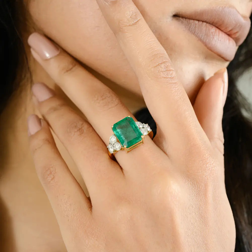 Unique Natural Emerald & Diamond Statement Ring Customized Gold Jewelry Manufacturer