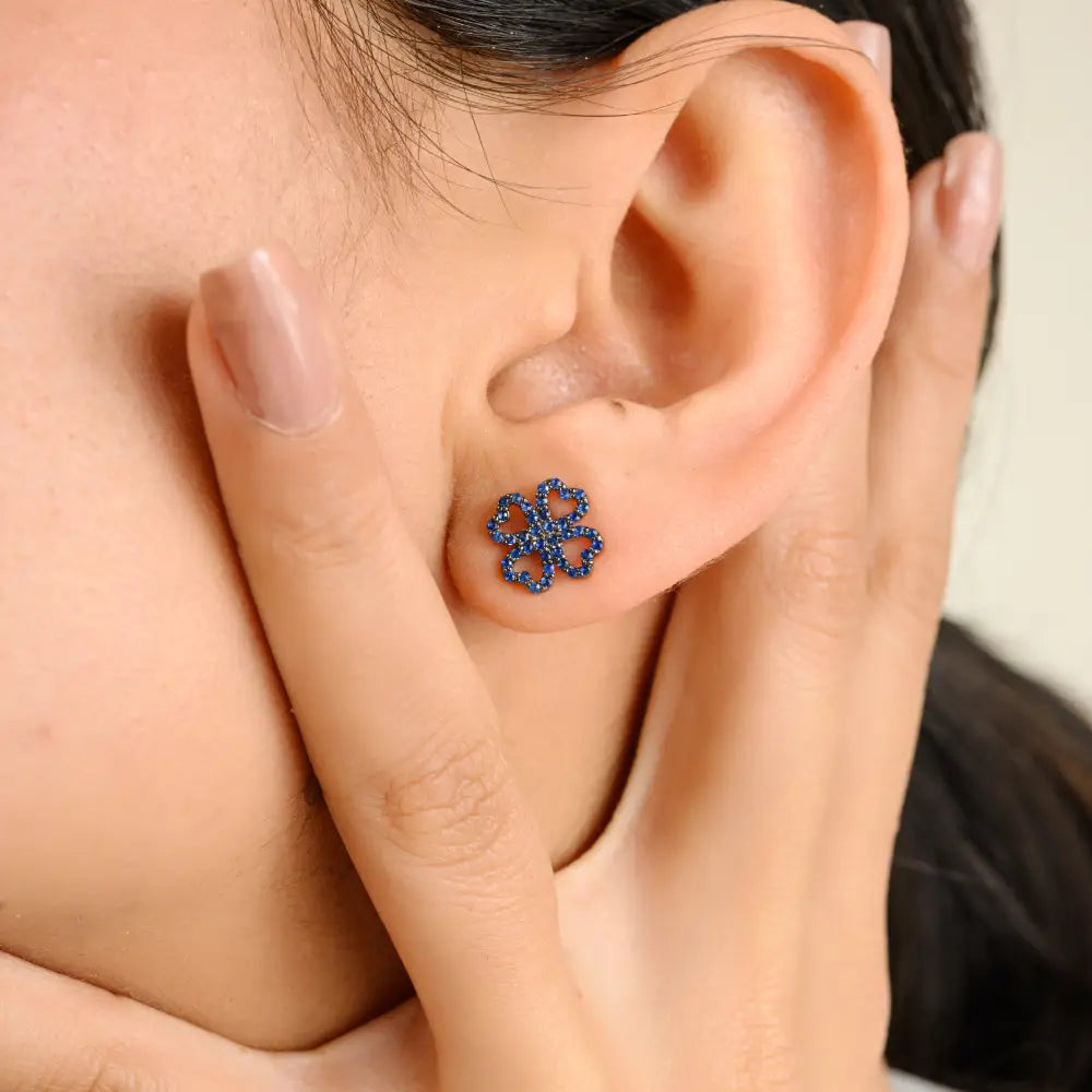 Latest Design Round Cut Gemstone Blue Sapphire Clover Stud Earrings 18K Gold Fine Jewelry