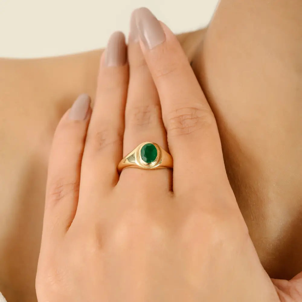 Best Selling Products Fine Emerald Chunky Signet Ring Real K14 Yellow Gold Bulk Jewelry