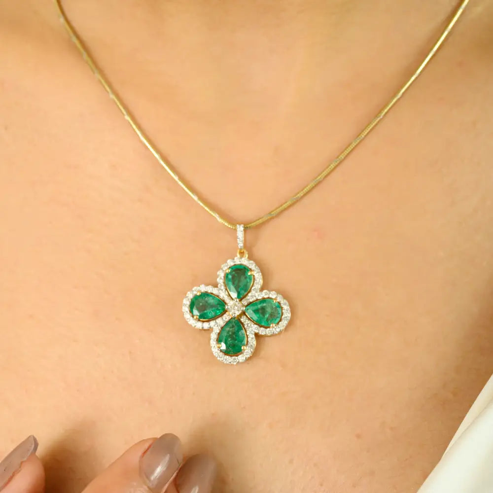 Emerald & Diamond Halo Set Four Leaf Clover Pendant K18 Solid Yellow Gold Engagement Jewelry