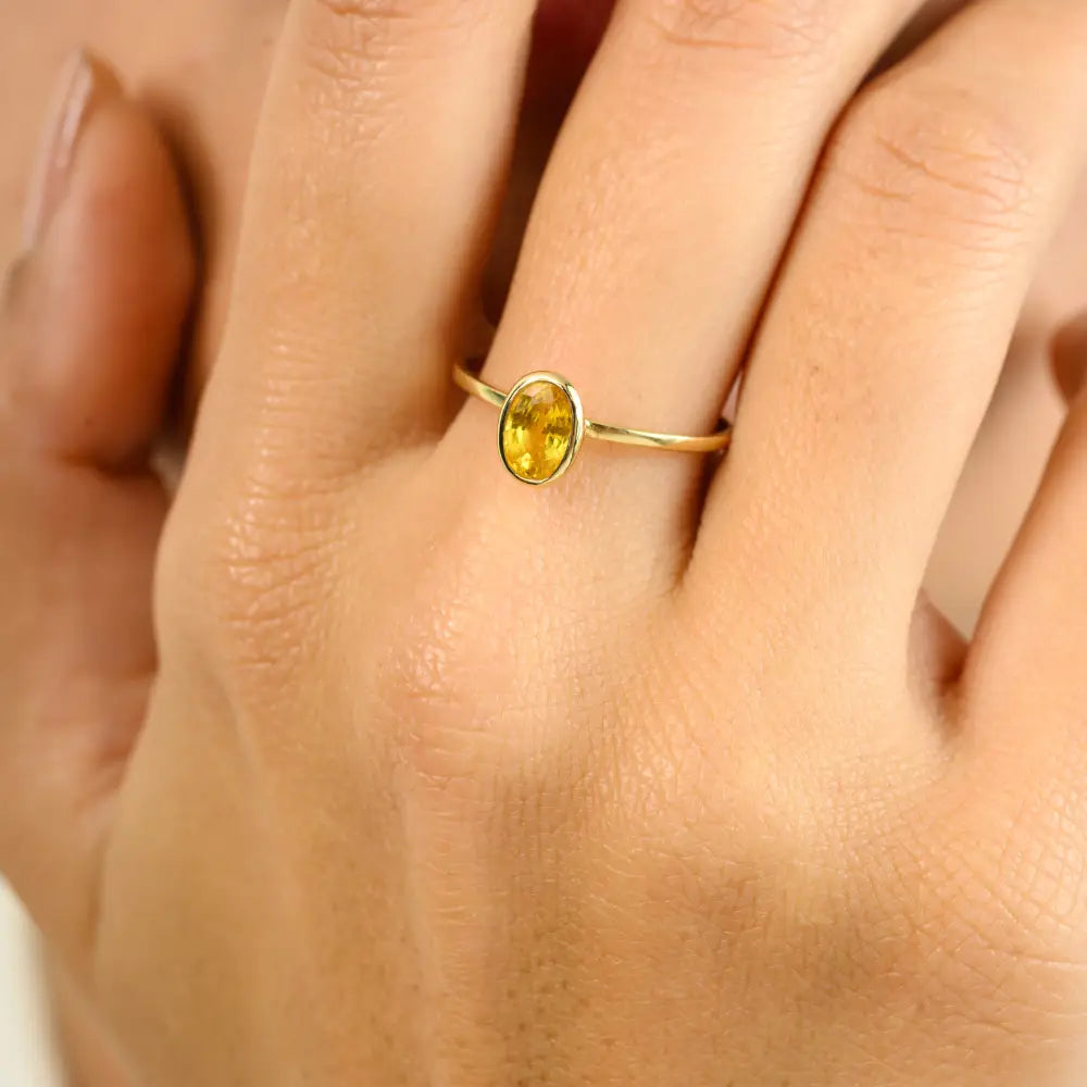 Customized Bezel Set Yellow Sapphire Stackable Single Stone Ring Pure K14 Yellow Gold Jewelry