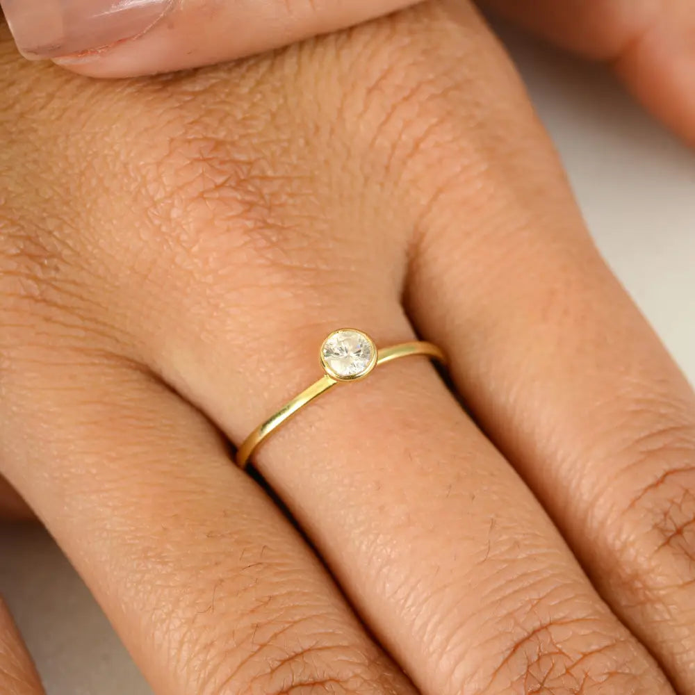 14K Solid Yellow Gold Round Brilliant Cut Natural Diamond Solitaire Ring Proposal Jewelry