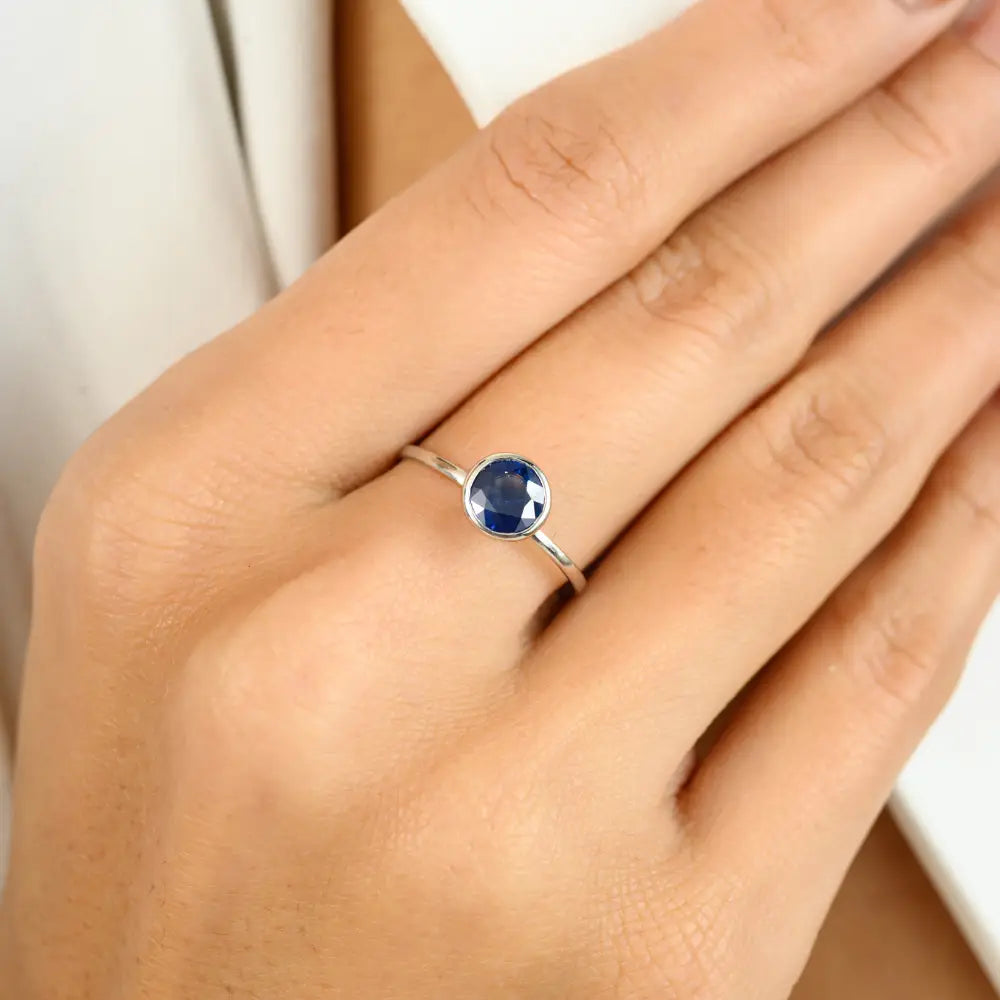 Elegant Classic Round Cut Blue Sapphire Single Stone Real K14 White Gold Stackable Ring