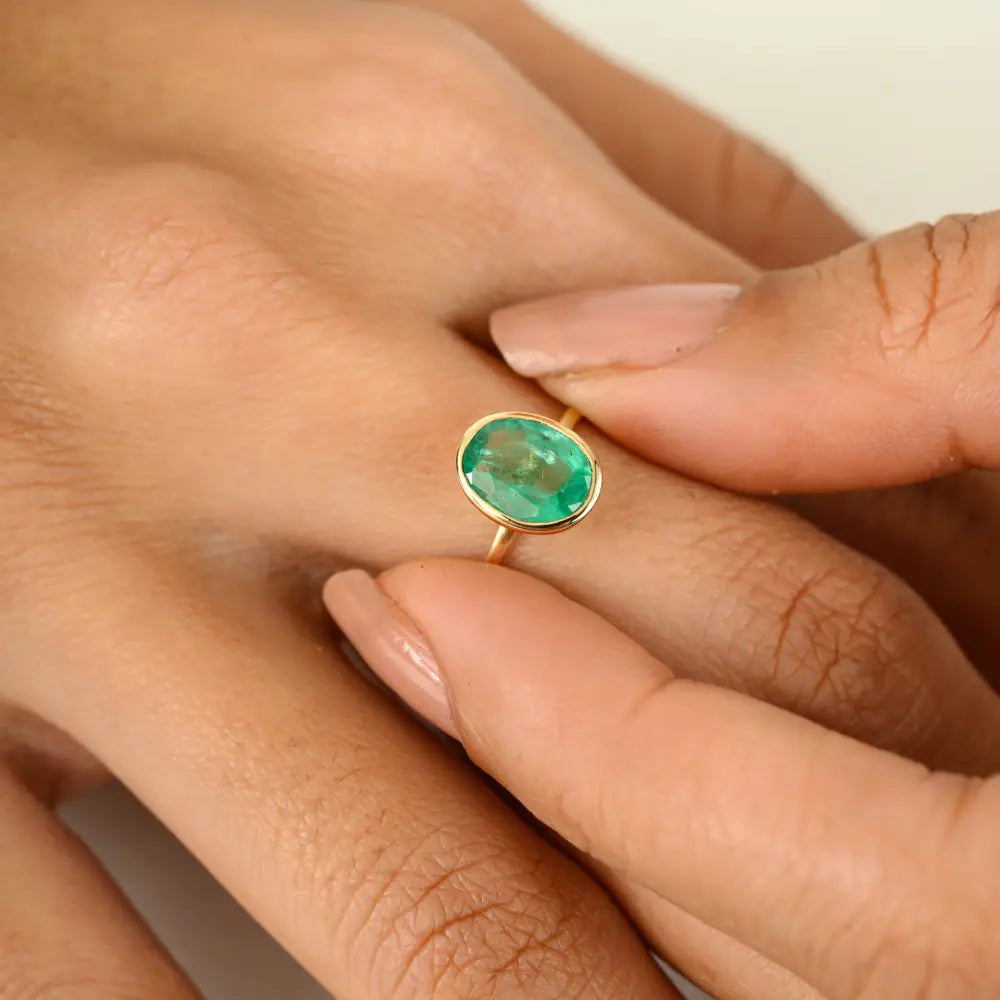 Fine Gemstone Emerald 14K Yellow Gold Single Stone Stackable Ring Simple Everyday Jewelry