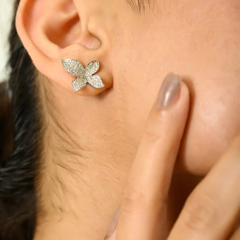 100% Natural Diamond Four Petal Stud Earrings Solid 18K White Gold Party Wear Jewelry
