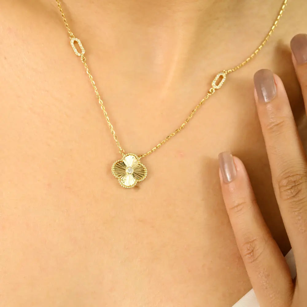 Solid K14 Yellow Gold Natural Diamond Four Leaf Clover Necklace For Women Gift For Mom