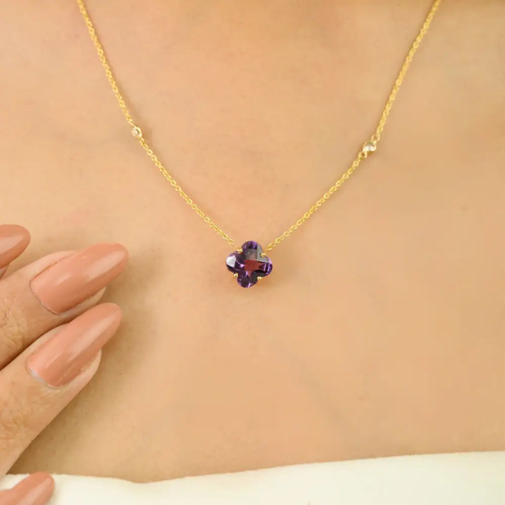 Clover Shape Amethyst & Round Cut Diamond Minimal Stacking Pendant Necklace K14 Gold