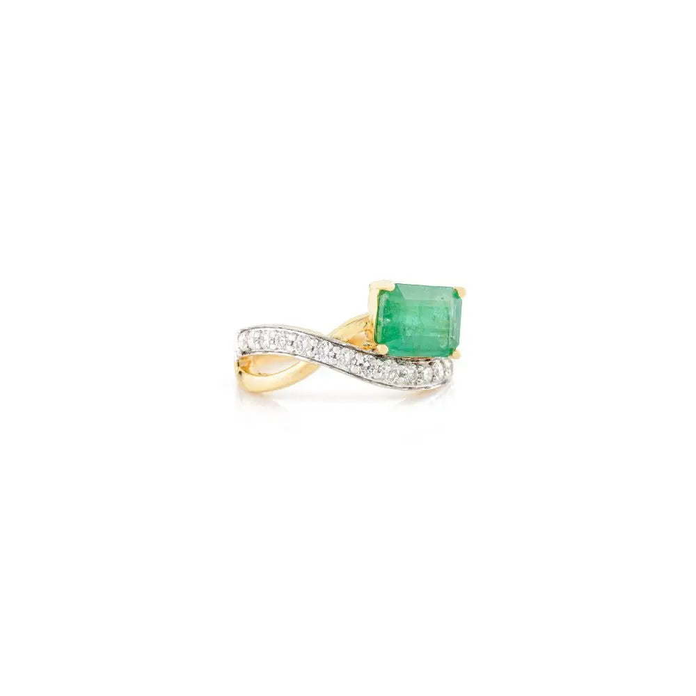 Top Quality Elegant Natural Octagon Cut Emerald & Diamond Wedding Ring for Women