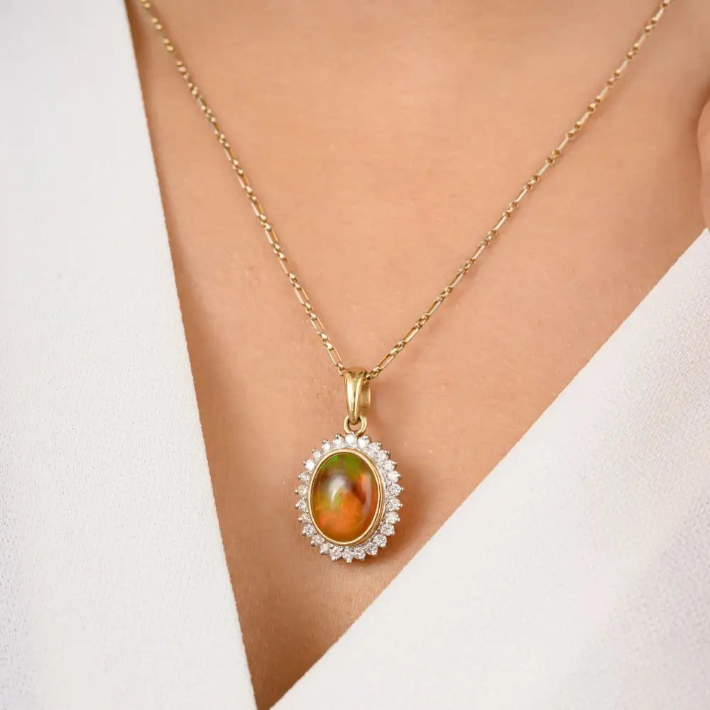 Best Quality Oval Cut Opal & Halo Diamond Pendant Jewelry in 14k Gold