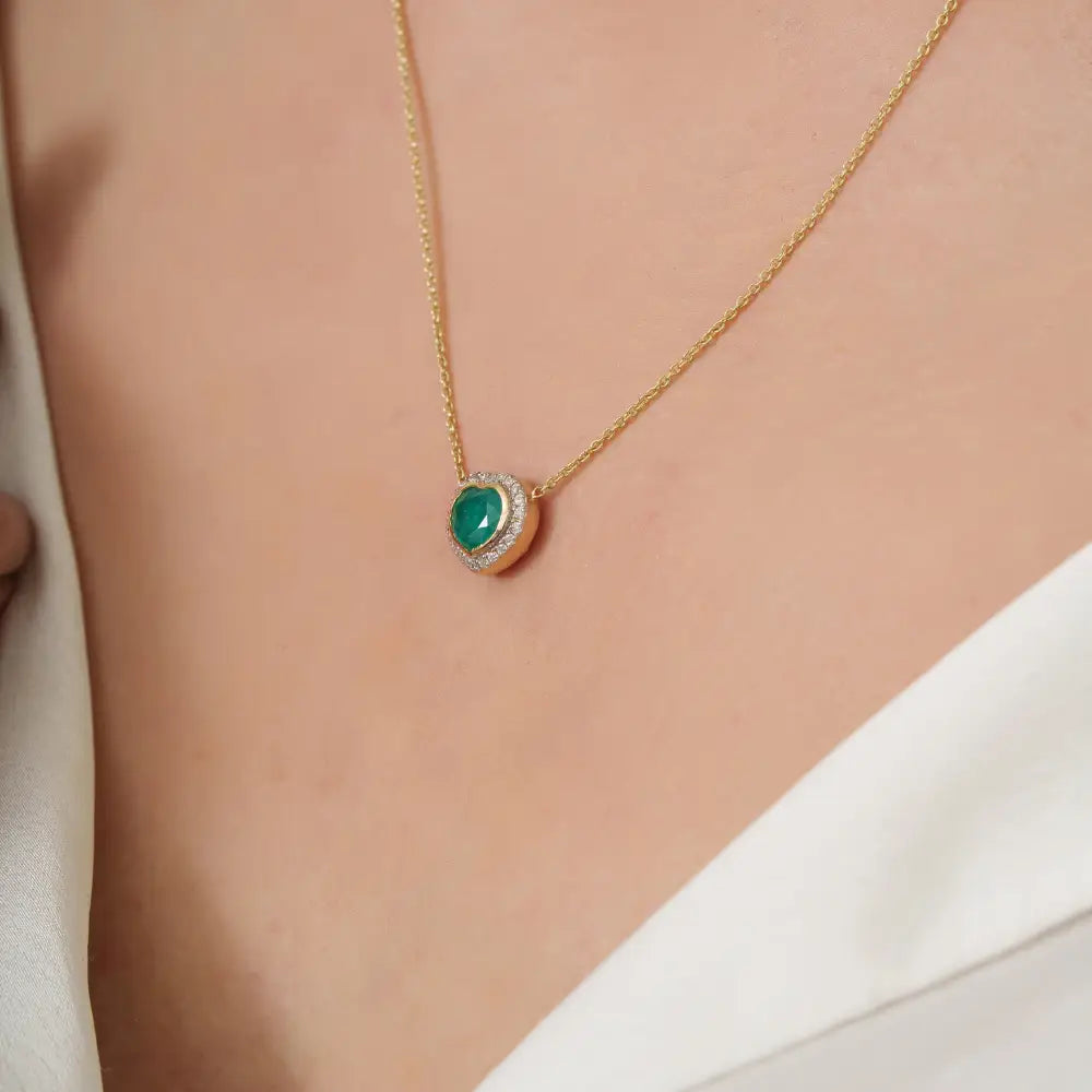Handcrafted Design 14K Yellow Gold Emerald & Diamond Heart Shape Halo Pendant Necklace