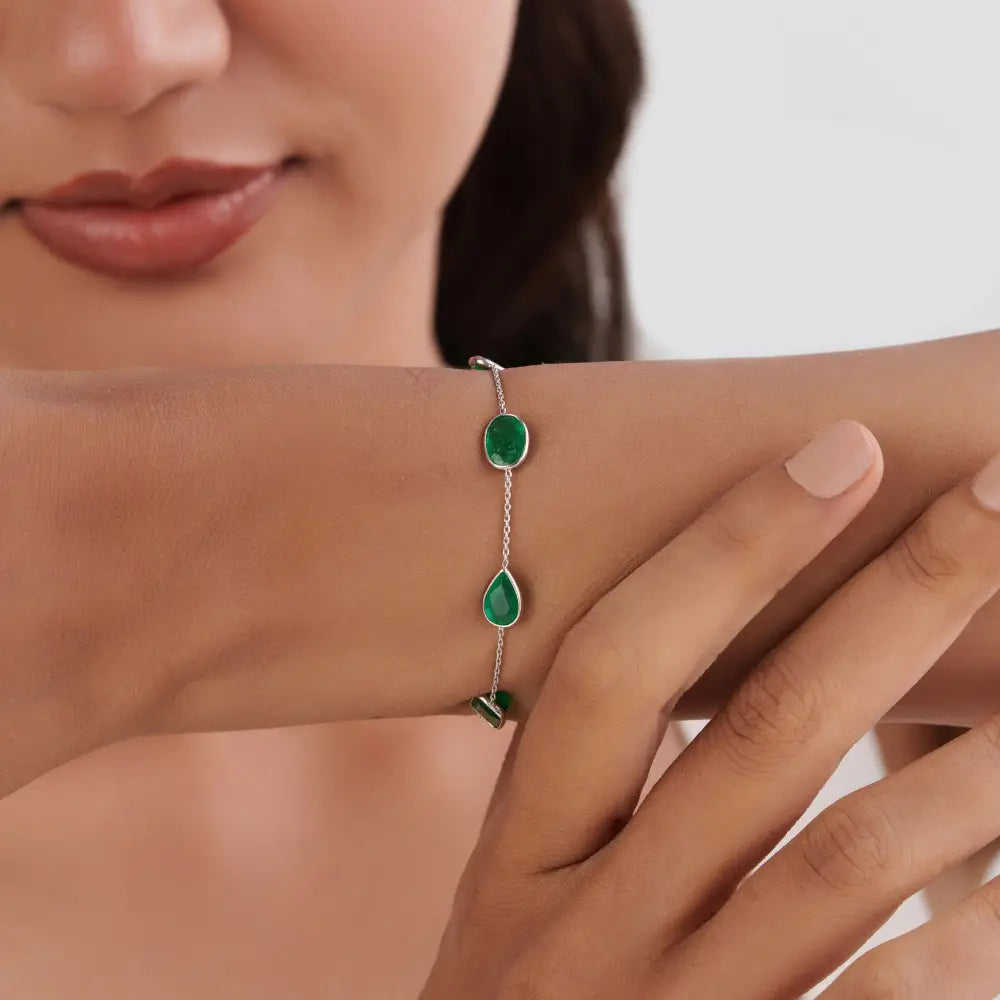 Mixed Shape Emerald Stone Solid K14 White Gold Station Bracelet Precious Jewelry Supplier