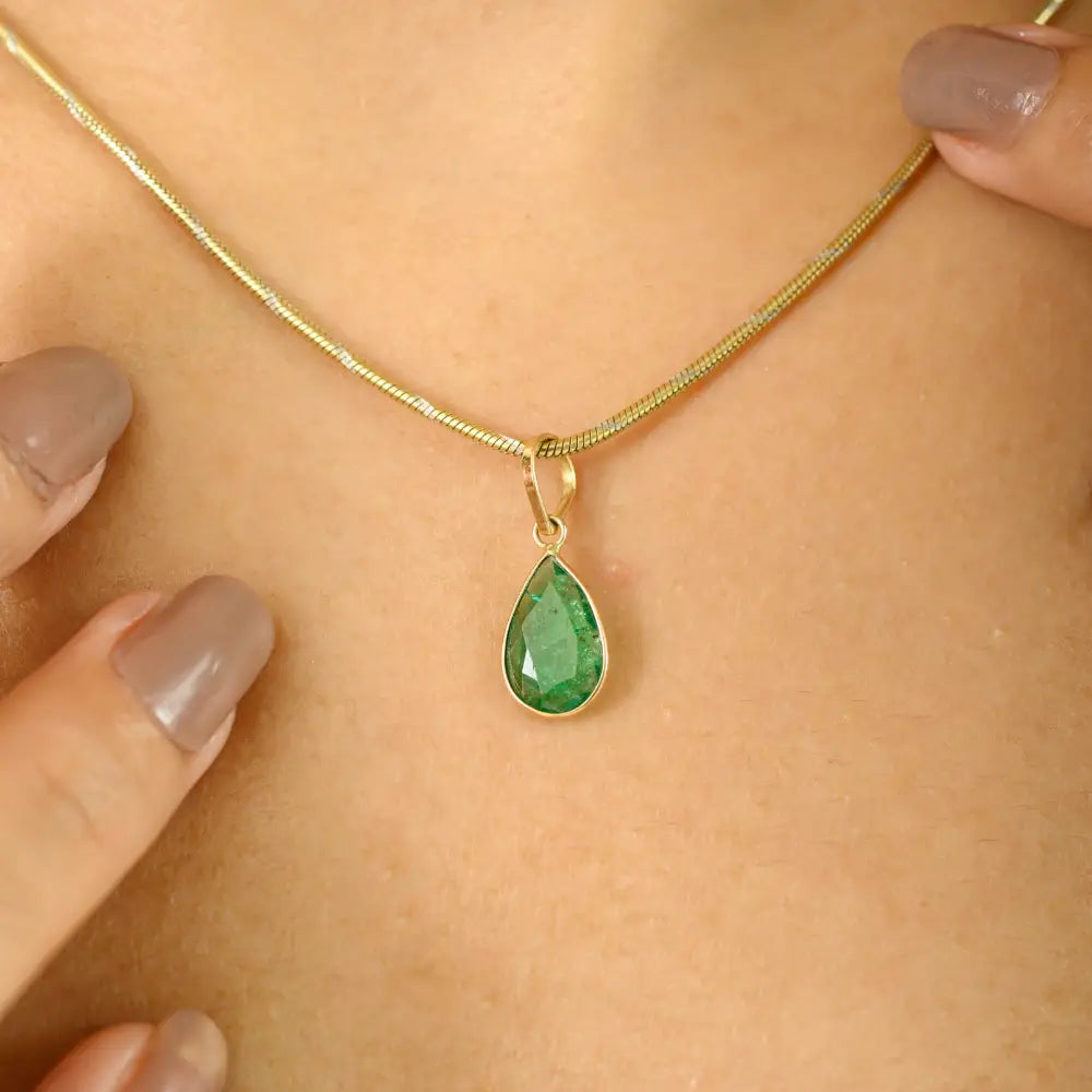 Minimal Pear Shape Emerald Single Stone Pendant Real K14 Yellow Gold Everyday Jewelry