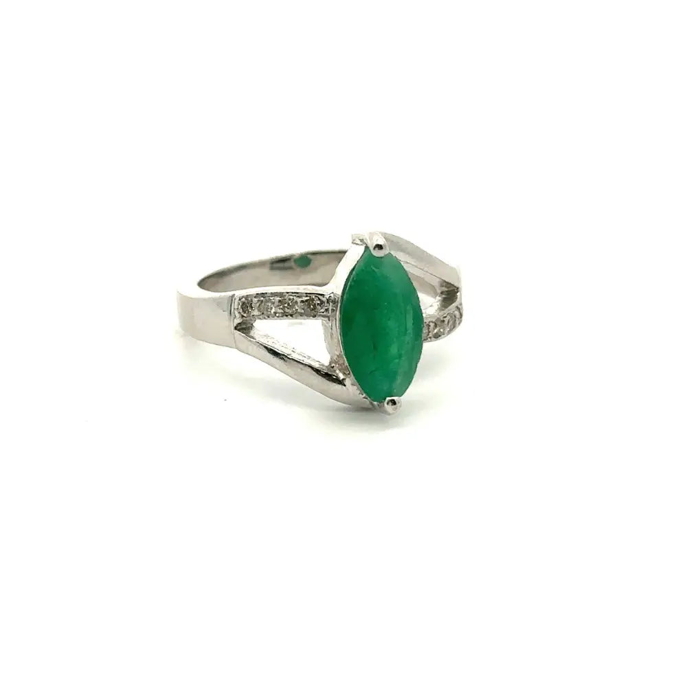 Explore Wholesale Jewelry Marquise Emerald & Round Diamond Promise Solitaire Ring For Unisex Bulk Order