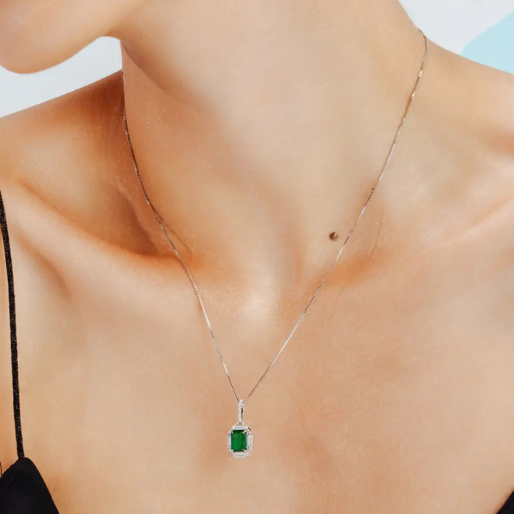 Minimal Jewelry Natural Emerald & Diamond 18K Solid White Gold Solitaire Pendant