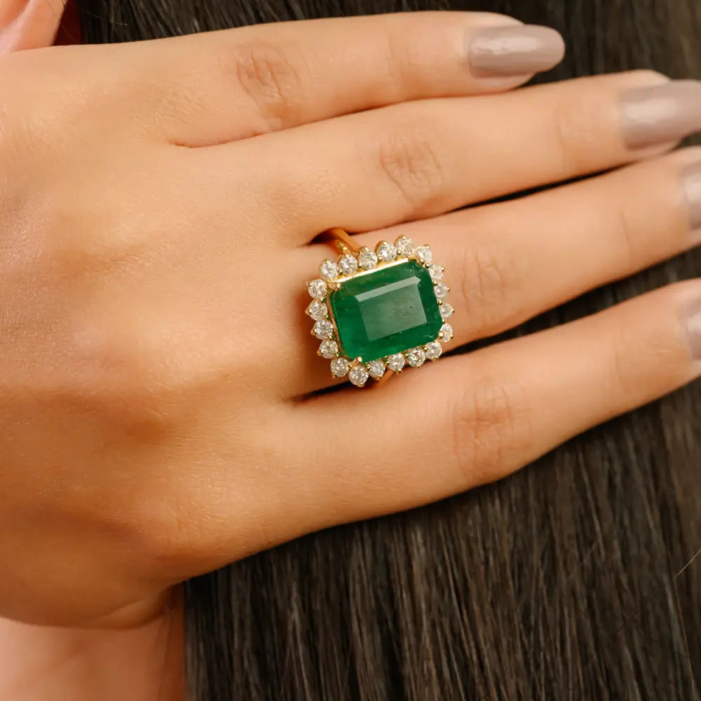 Bold Bridal Jewelry Real Emerald & Diamond 18K Solid Yellow Gold Cluster Wedding Ring