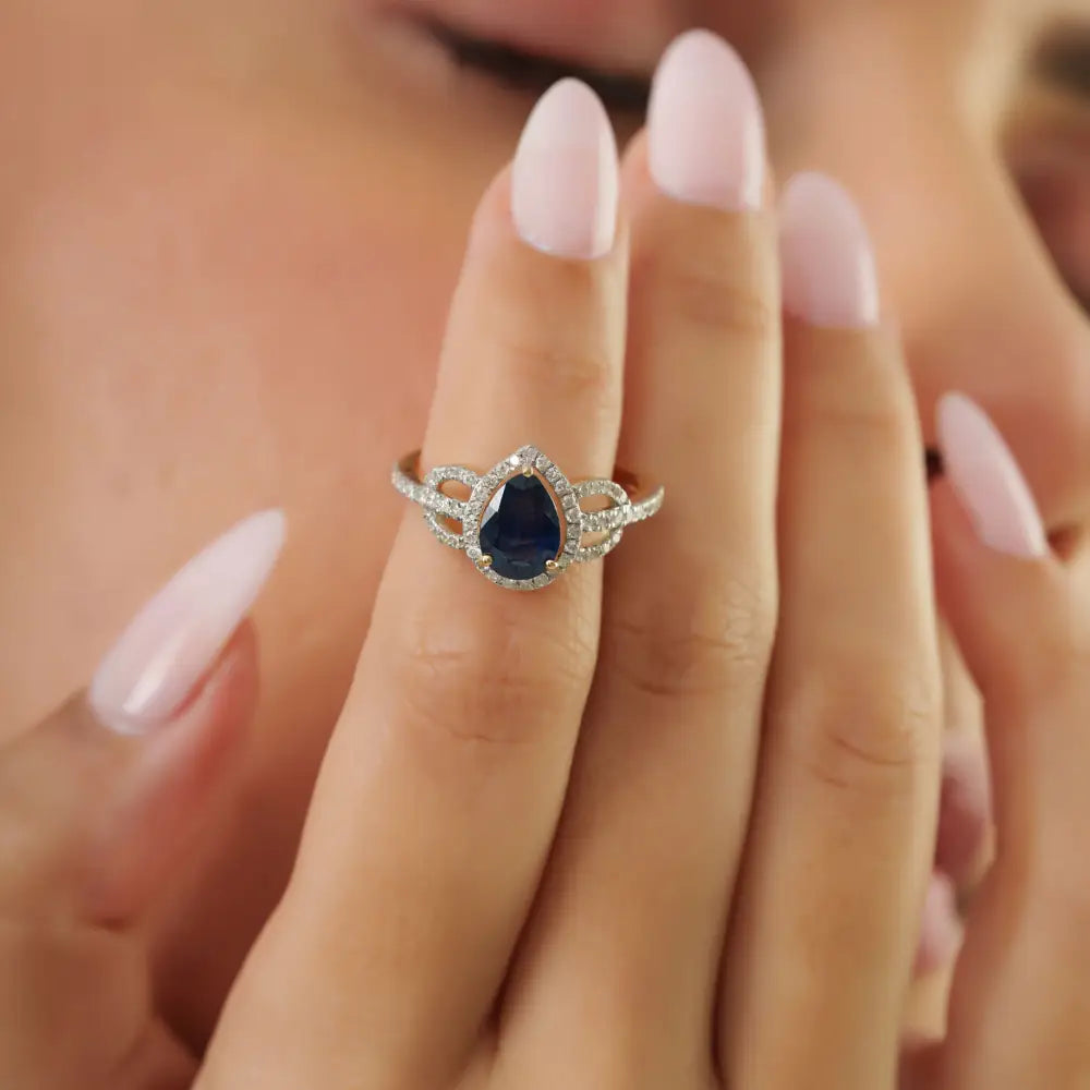 Pear Shape Blue Sapphire & Round Cut Diamond K14 Yellow Gold Statement Ring Newly Jewelry