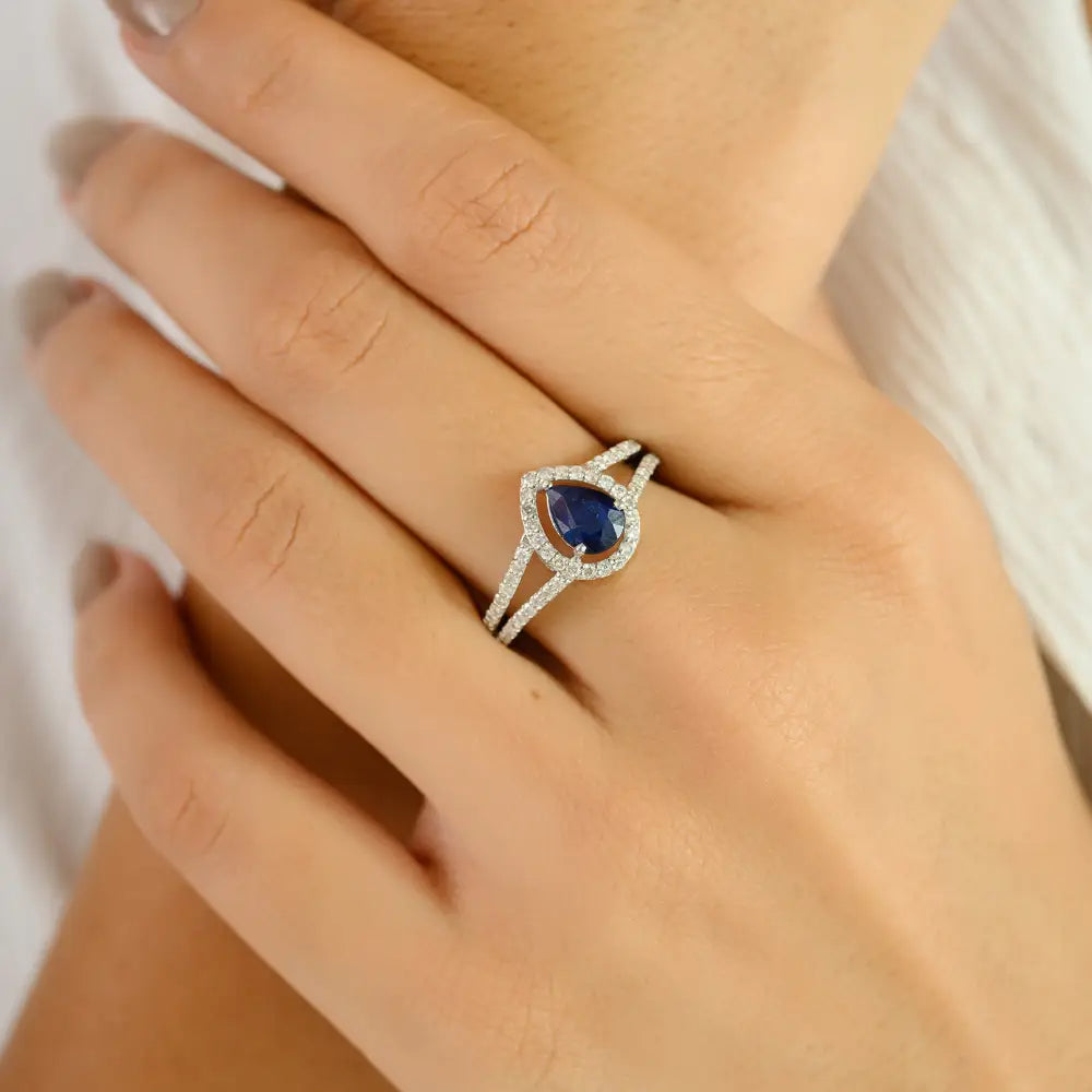 Latest Design Fine Blue Sapphire & Diamond Split Shank Ring 14K Pure White Gold Jewelry