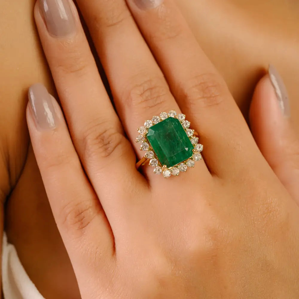 Bold Bridal Jewelry Real Emerald & Diamond 18K Solid Yellow Gold Cluster Wedding Ring