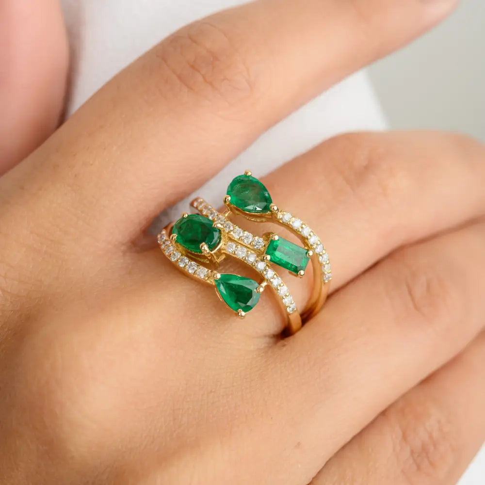 Designer Jewelry Natural Emerald & Diamond Solid Yellow Gold Statement Ring