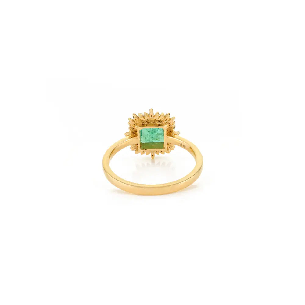 Minimal Design Prong Set Emerald & Diamond K18 Solid Yellow Gold Cluster Ring For Unisex