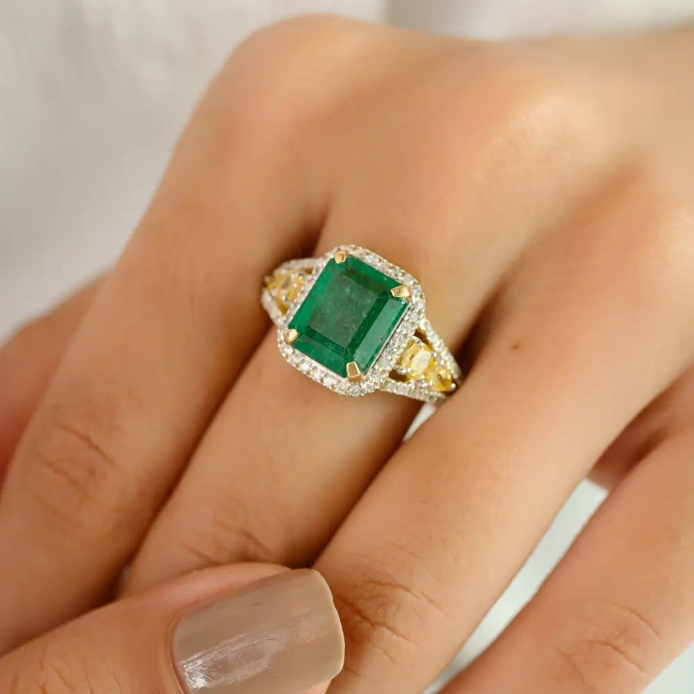 Luxurious K14 Yellow Gold Emerald & Diamond Bold Statement Ring Custom Jewelry Supplier