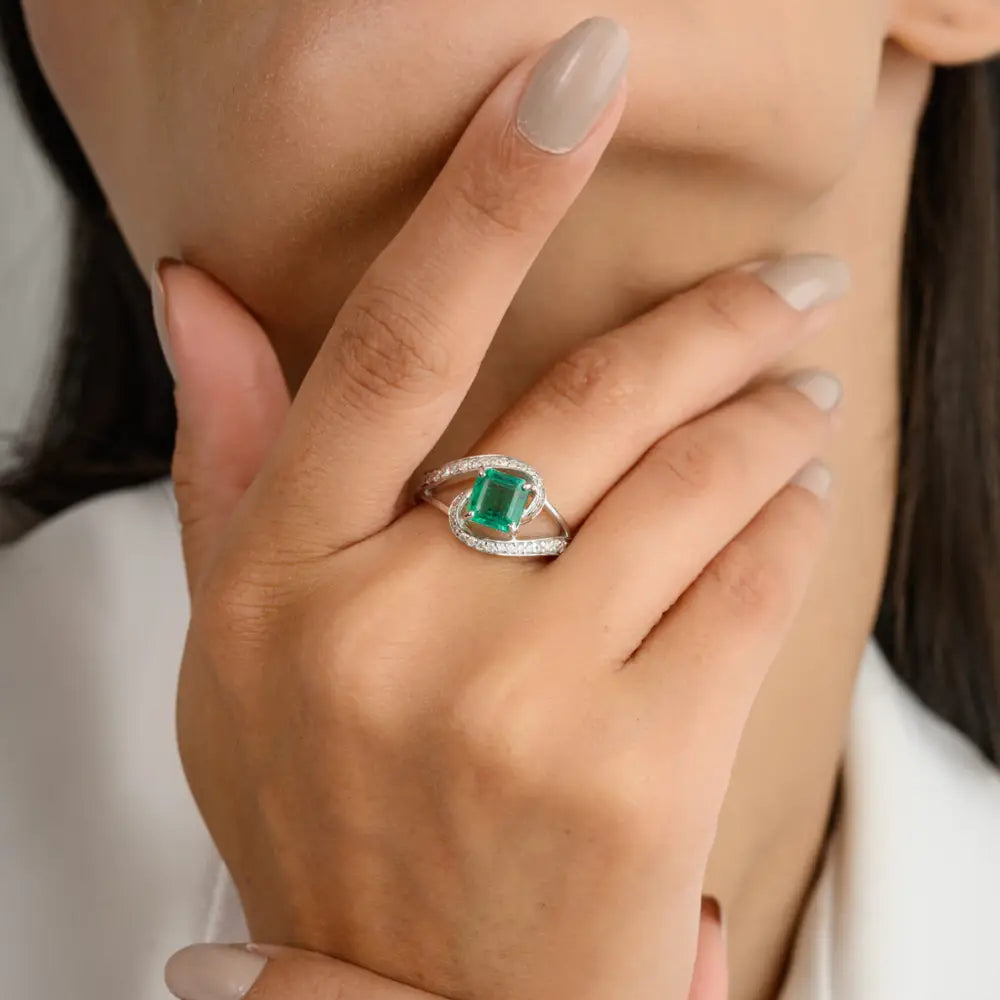 High Quality Products Cushion Emerald & Round Diamond Solid Gold Fine Ring