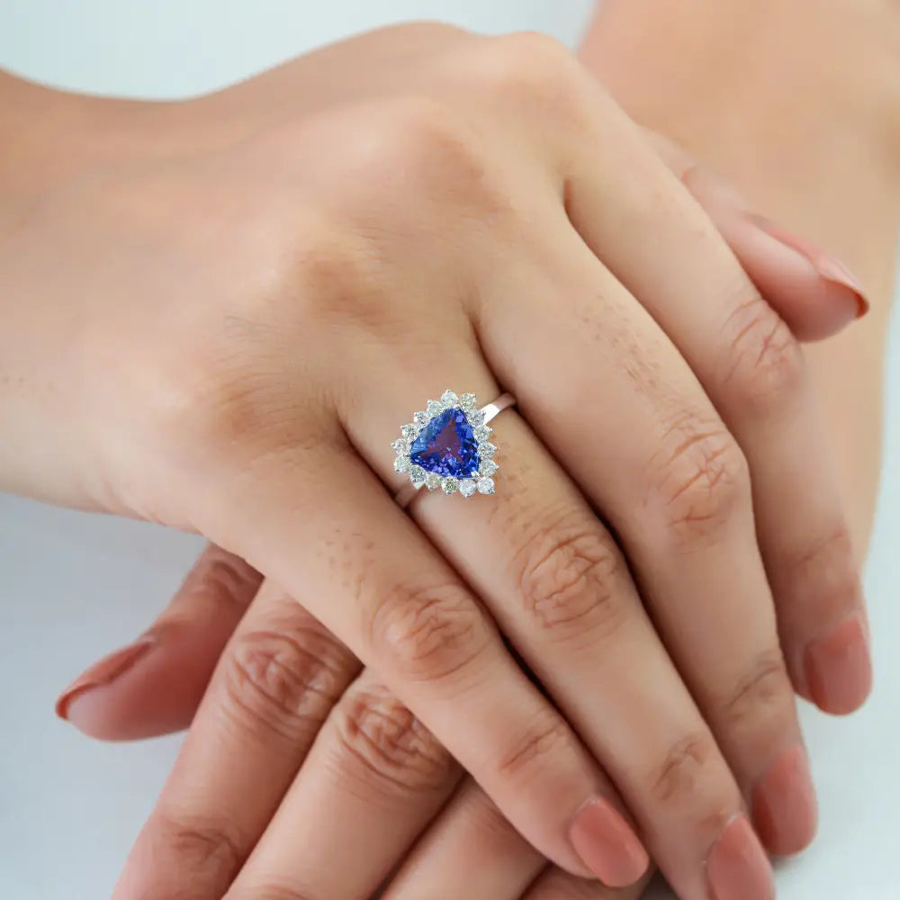 Customized Trillion Cut Tanzanite & Diamond Cluster Ring 18K White Gold Jewelry Supplier