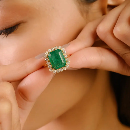 Bold Bridal Jewelry Real Emerald & Diamond 18K Solid Yellow Gold Cluster Wedding Ring
