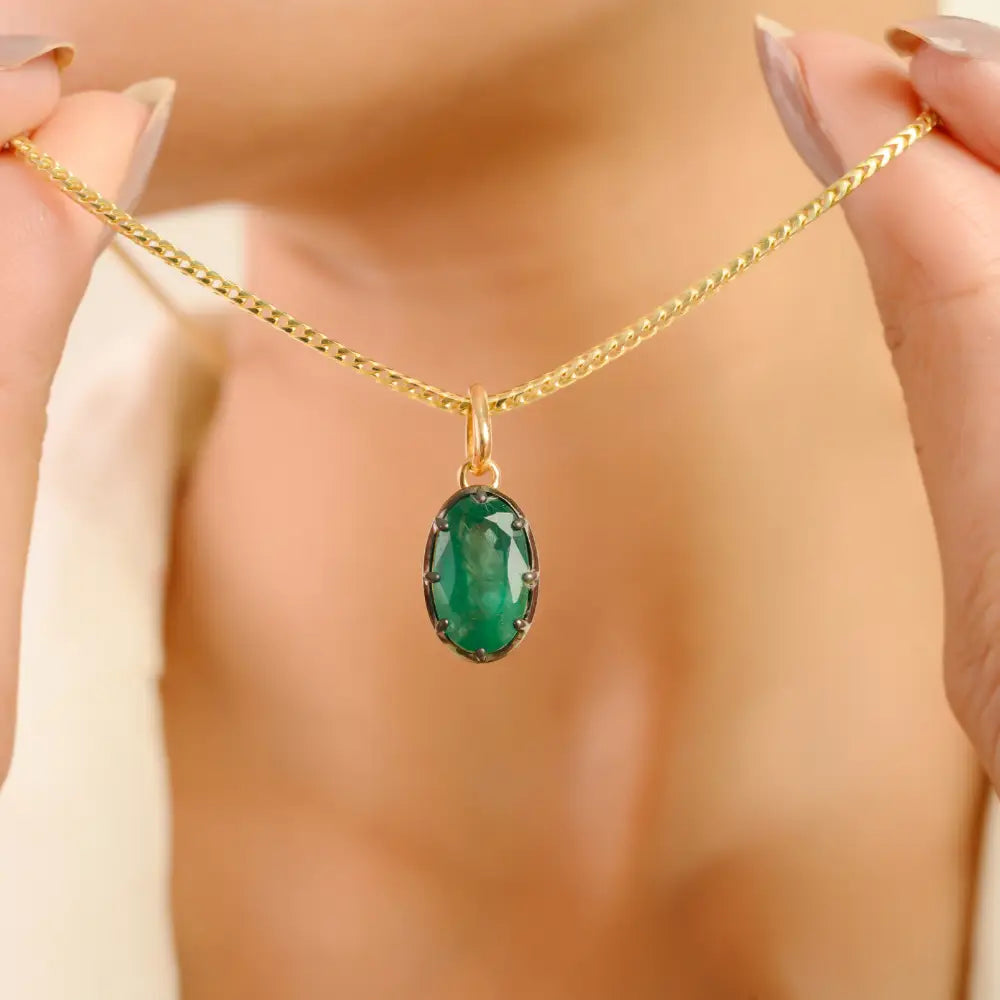 Zambian Emerald Gemstone Black Rhodium Plated K18 Yellow Gold Single Stone Pandent