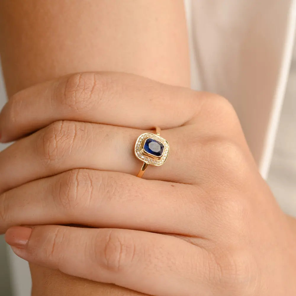 Best Selling Product Natural Blue Sapphire & Diamond 18K Fine Yellow Gold Ring