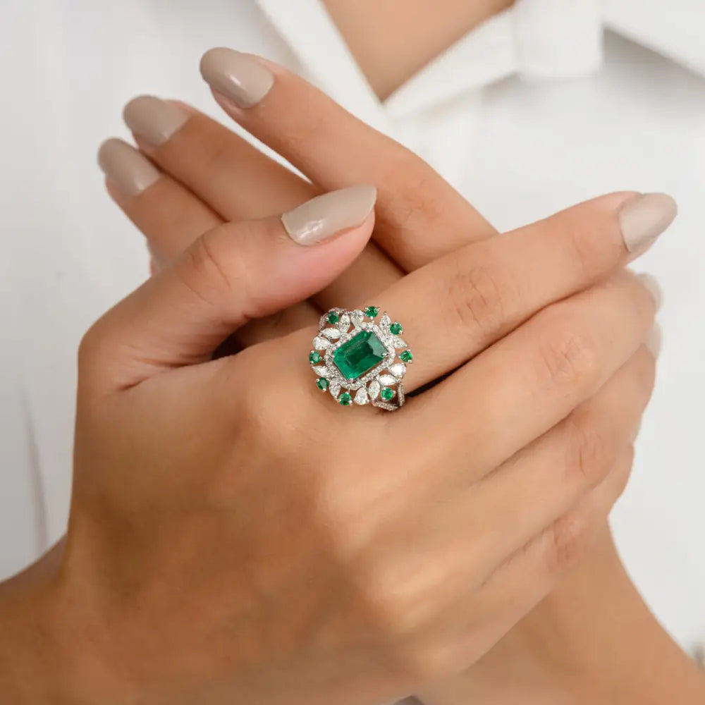 Bulk Jewelry 18K Solid White Gold Real Emerald & Diamond Unique Ring