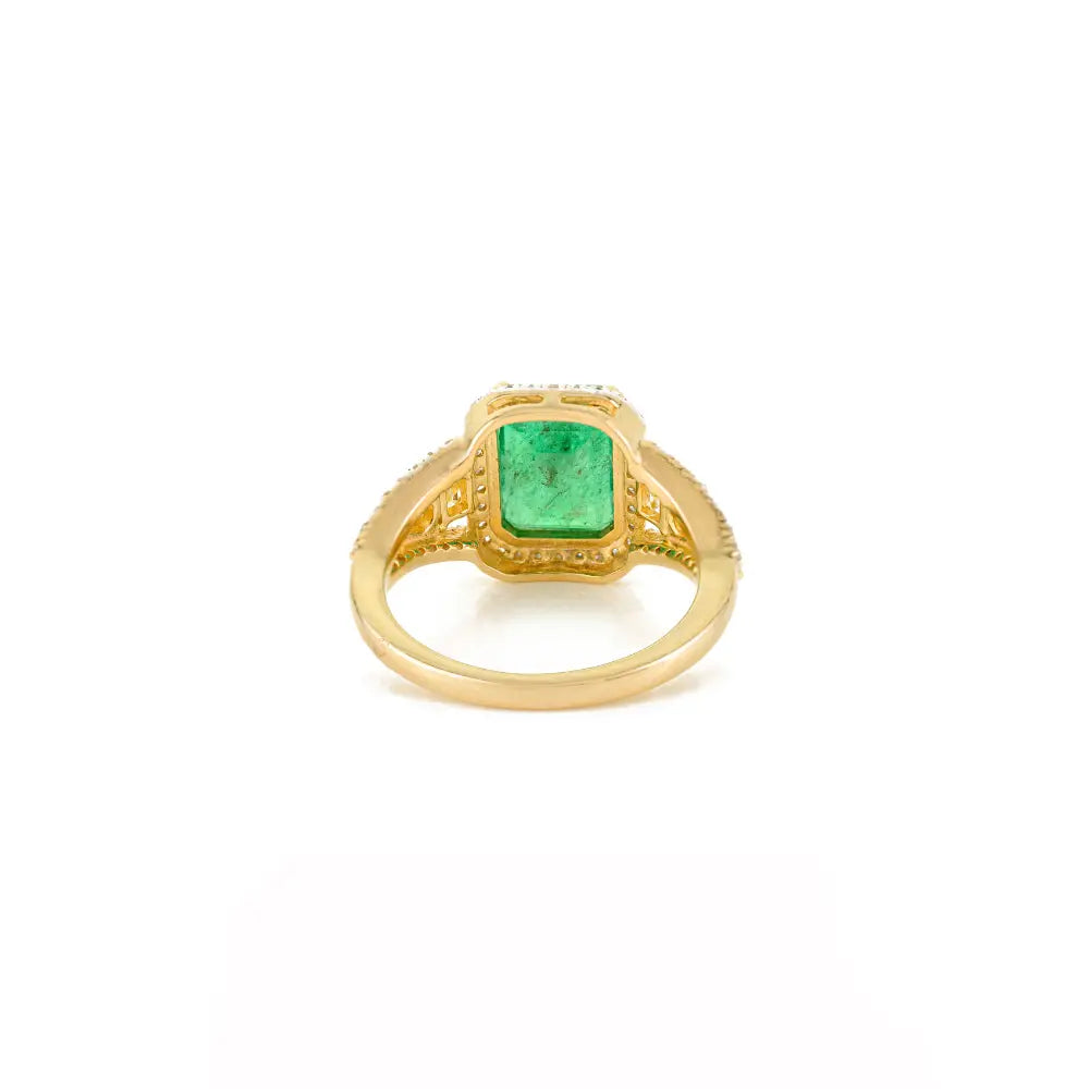 Luxurious K14 Yellow Gold Emerald & Diamond Bold Statement Ring Custom Jewelry Supplier