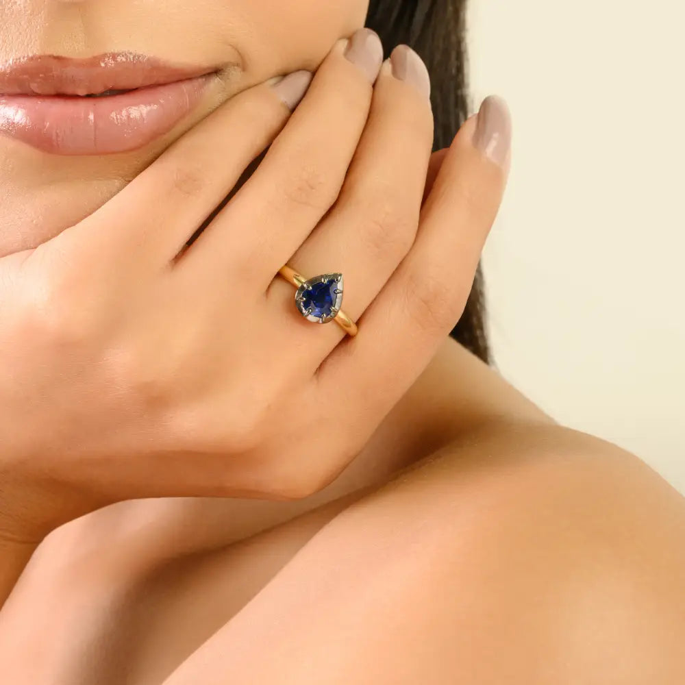 High Grade 18K Yellow Gold Blue Sapphire Black Rhodium Plated Single Stone Ring Unisex