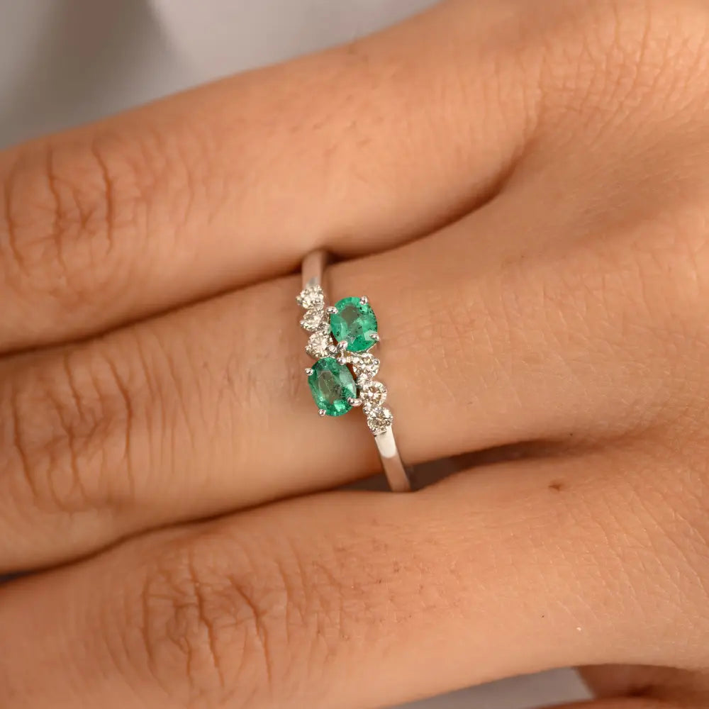 High Quality Products Natural Emerald & Diamond 14K White Gold Bypass Ring