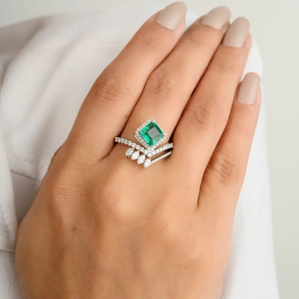 May Birthstone Natural Emerald & Diamond Solid K18 White Gold Designer Ring