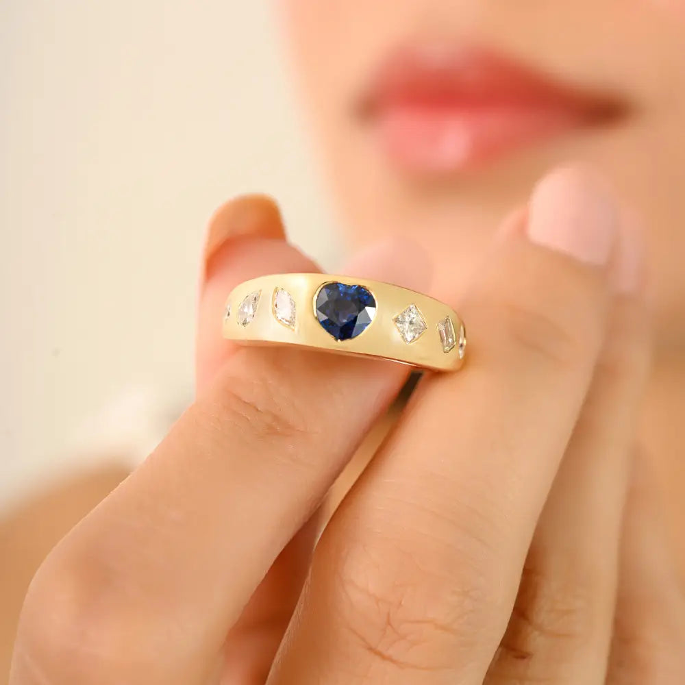 Heart Shape Blue Sapphire & Diamond Gypsy Set Signet Ring Solid K18 Yellow Gold Trendy Jewelry