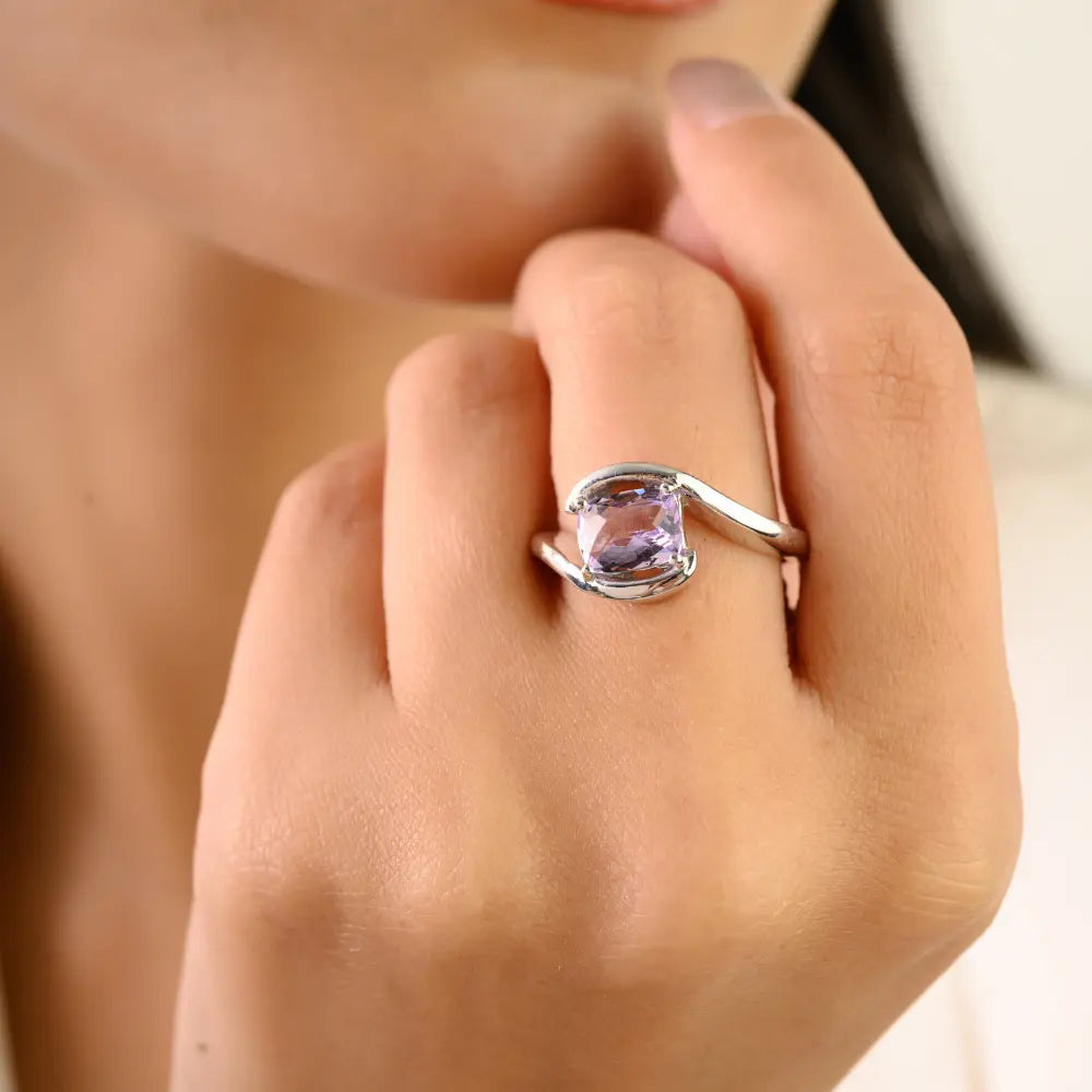 Modern Design 1.72 CT Cushion Cut Natural Amethyst Wavy Band Ring 925 Sterling Silver