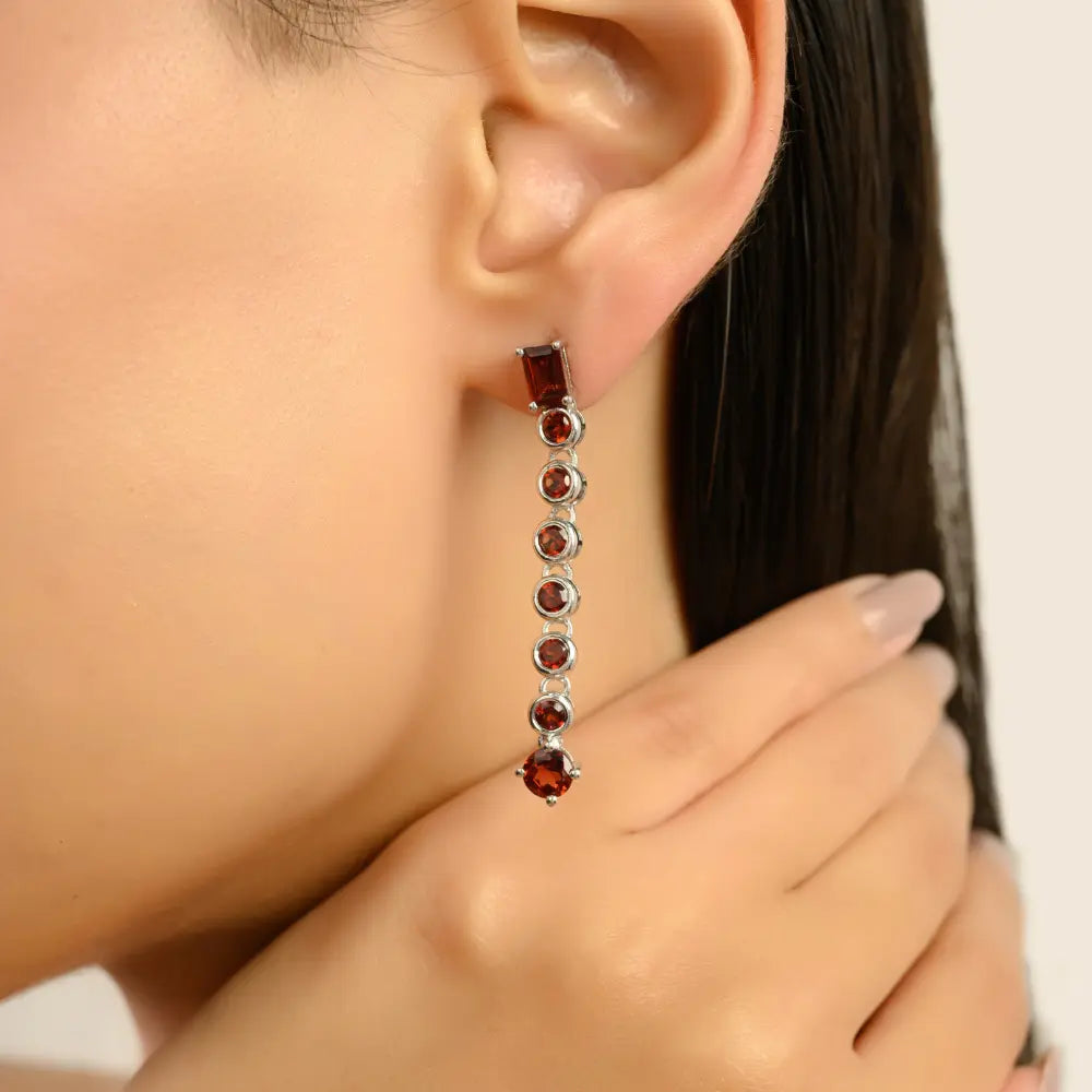 Best Selling Octagon and Round Natural Garnet Linear Drop 925 Silver Earrings